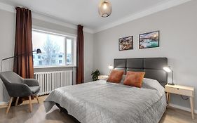 Sunny Reykjavik Apartment